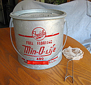 Vintage Minnow Bucket & Net (Sporting Accessories) at More Than McCoy